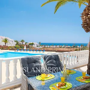 https://seaviews-2x-bedroom-apartment-in-sand-club-complex.tenerifehoteles.net